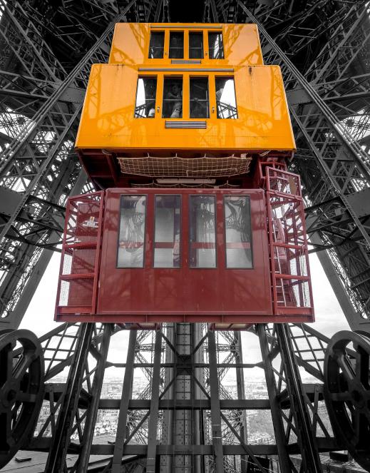 Ascenseur tour Eiffel (c) SETE_E.LIVINEC