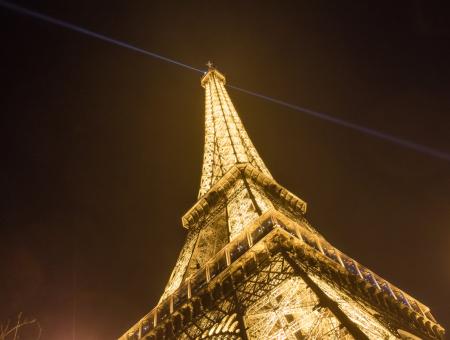 vue de nuit tour Eiffel