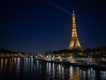 tour Eiffel vue de nuit