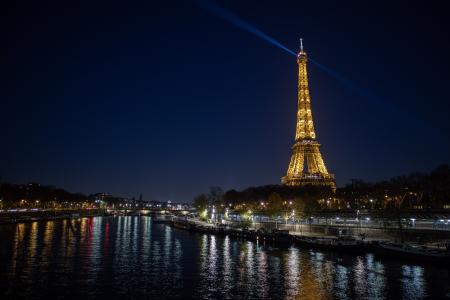 tour Eiffel vue de nuit